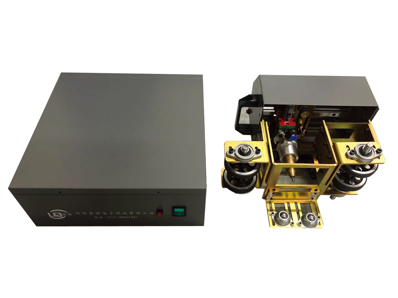 手持自動(dòng)旋轉(zhuǎn)打標(biāo)機(jī)